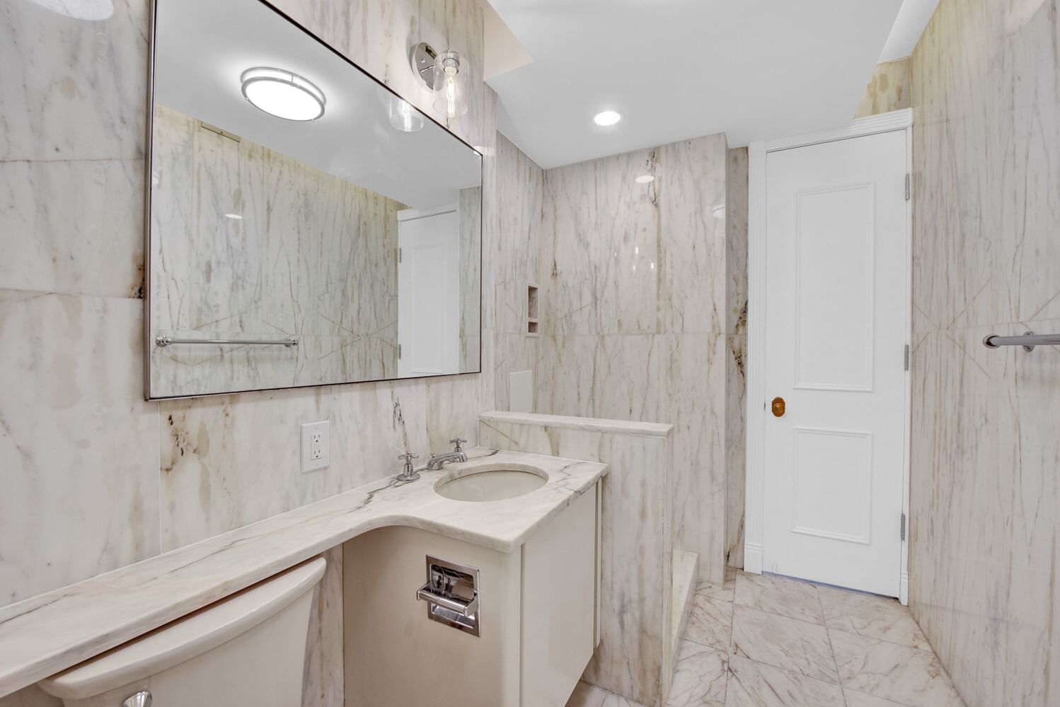 Real estate property located at 530 76TH #34/35, New York, Lenox Hill, New York City, NY, US
