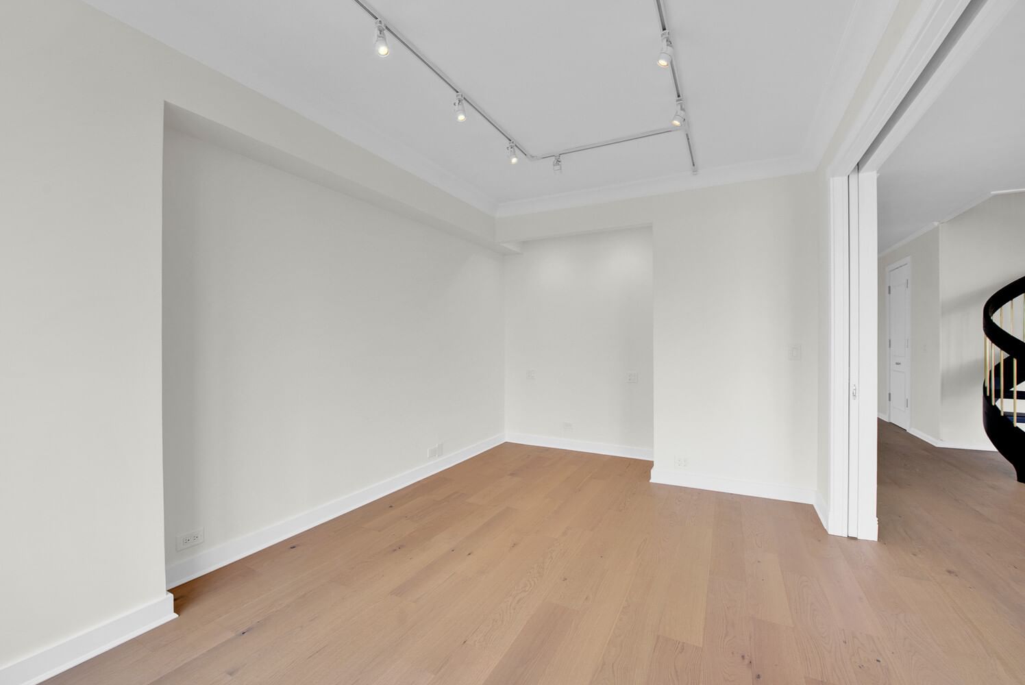 Real estate property located at 530 76TH #34/35, New York, Lenox Hill, New York City, NY, US