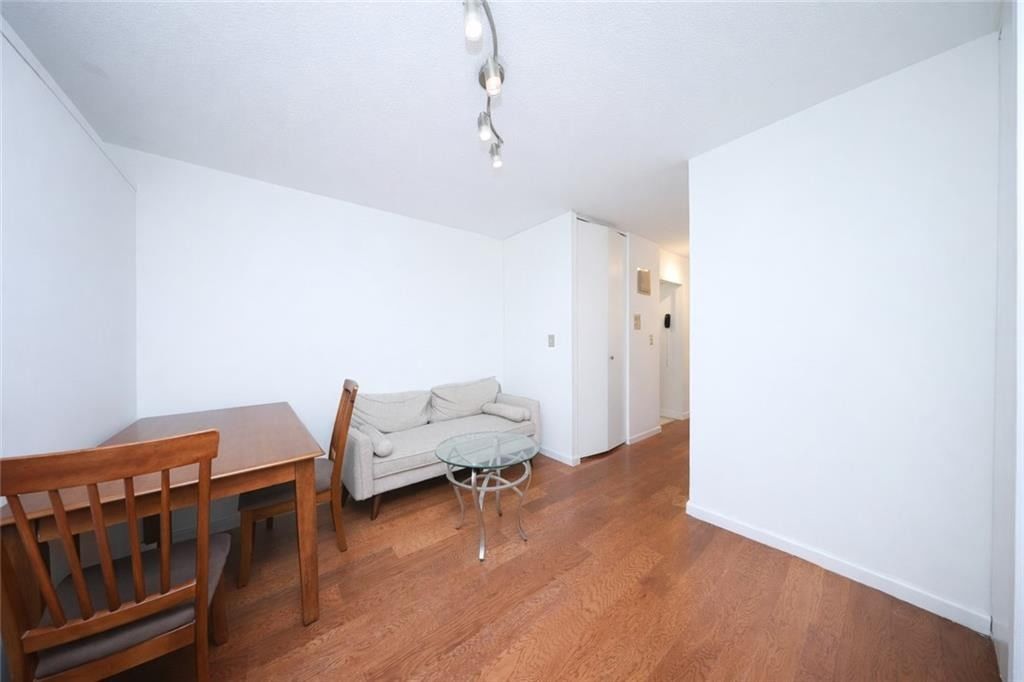 Real estate property located at 301 45th #9A, New York, Midtown East, New York City, NY, US