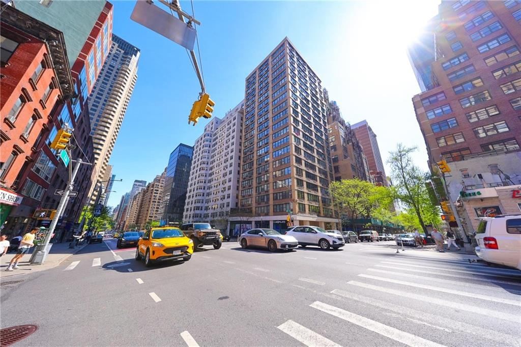 Real estate property located at 301 45th #9A, New York, Midtown East, New York City, NY, US