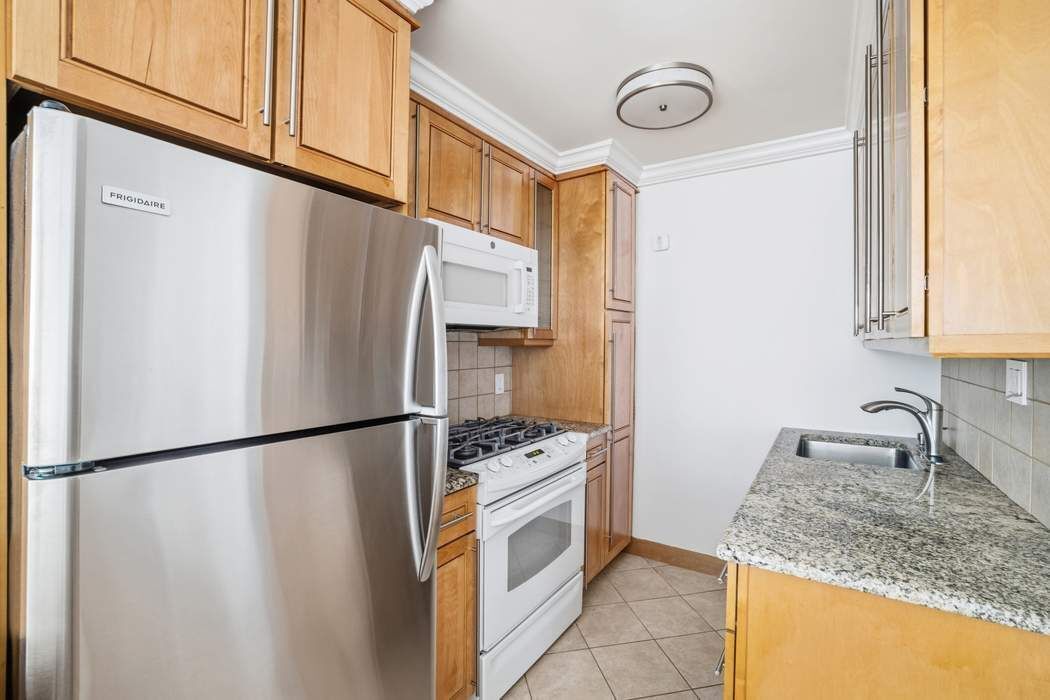 Real estate property located at 32 Gramercy #10A, New York, Gramercy Park, New York City, NY, US