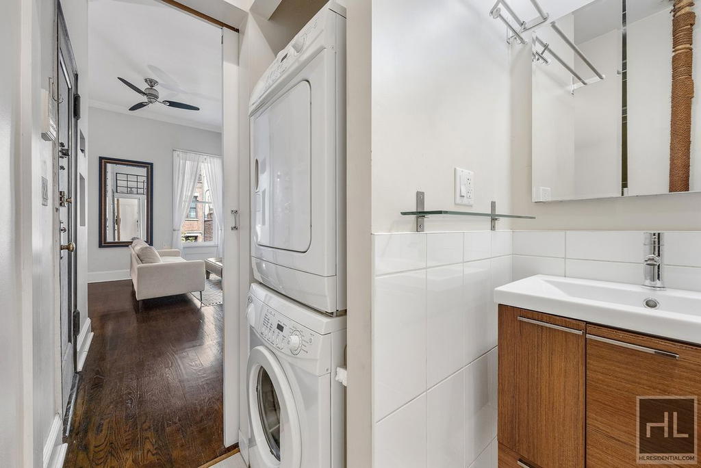 Real estate property located at 23 88th #2R, New York, Upper West Side, New York City, NY, US