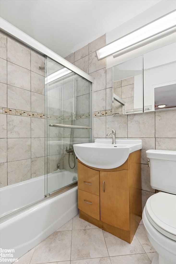 Real estate property located at 330 3RD #15H, New York, Kips Bay, New York City, NY, US