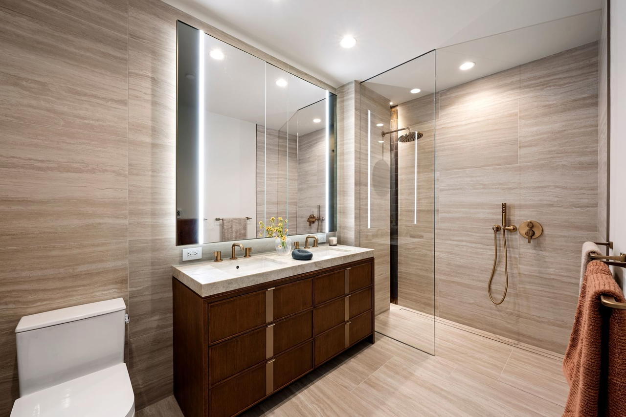 Real estate property located at 126 57th #1704, New York, Midtown East, New York City, NY, US