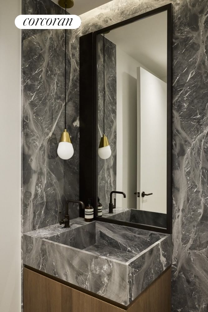 Real estate property located at 62 READE (Maisonette), New York, Tribeca, New York City, NY, US