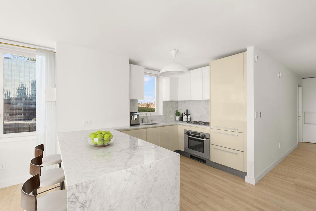 Real estate property located at 322 57TH #33H, New York, Hell's Kitchen, New York City, NY, US