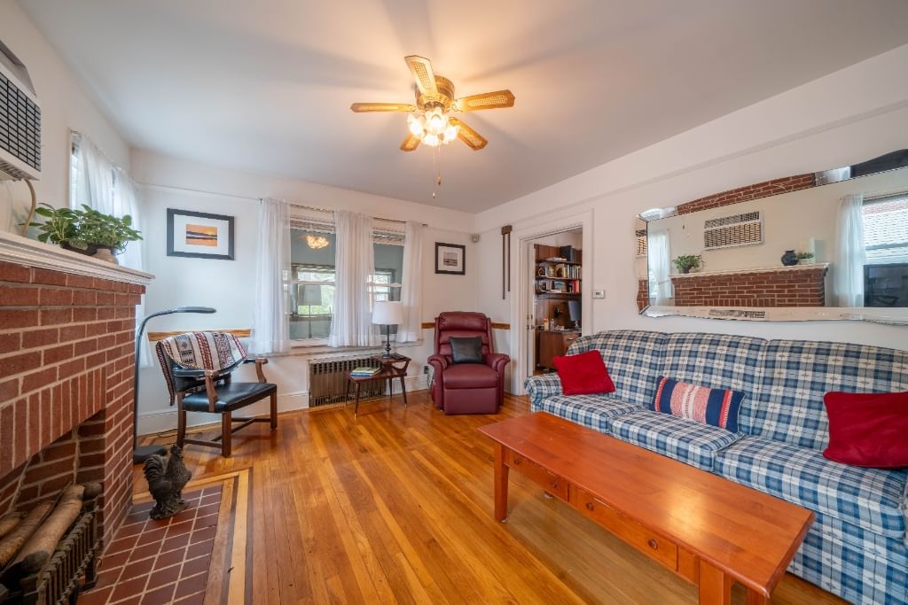 Real estate property located at 414 239th, Bronx, Woodlawn Heights, New York City, NY, US