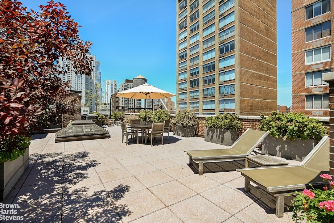 Real estate property located at 419 57TH #13B, New York, Sutton Place, New York City, NY, US