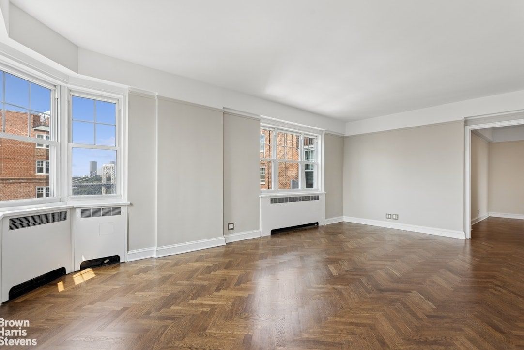 Real estate property located at 200 CABRINI #104, New York, Hudson Heights, New York City, NY, US