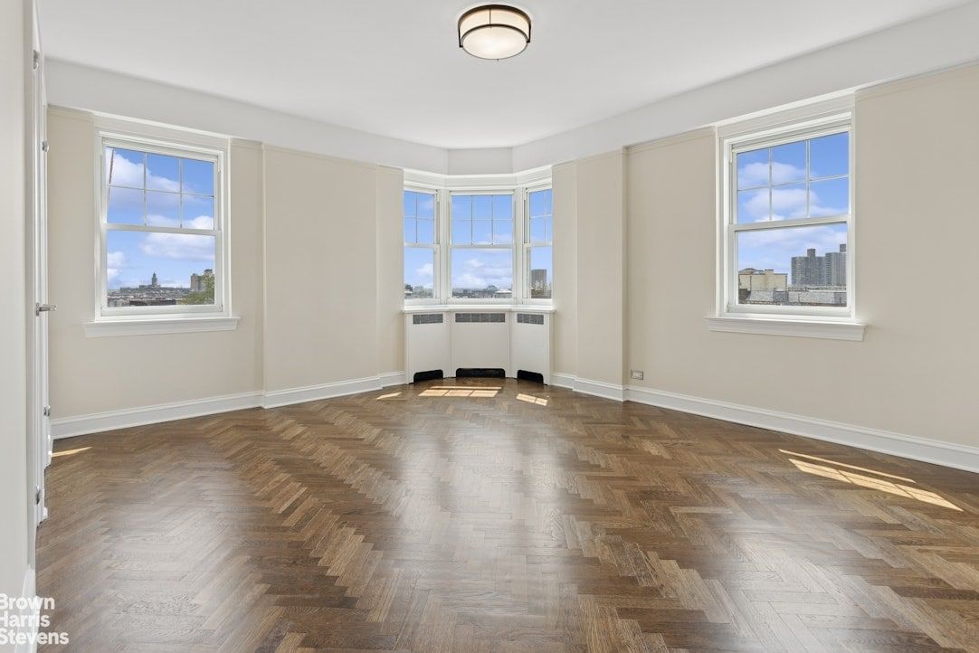 Real estate property located at 200 CABRINI #104, New York, Hudson Heights, New York City, NY, US
