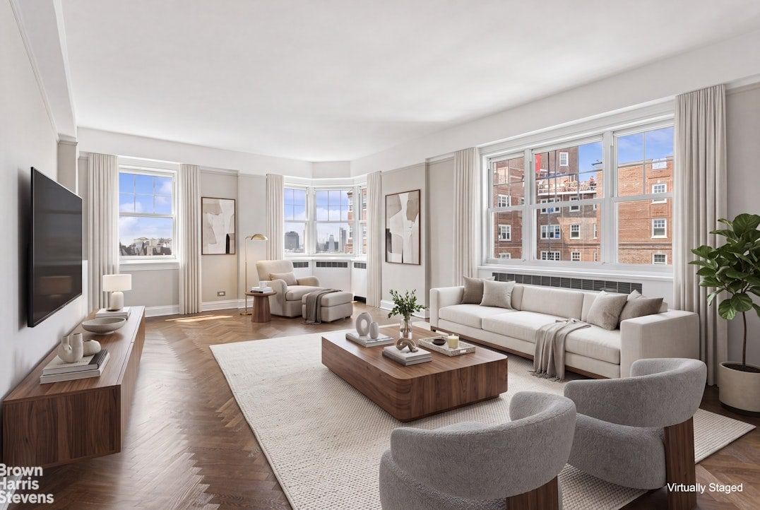 Real estate property located at 200 CABRINI #104, New York, Hudson Heights, New York City, NY, US