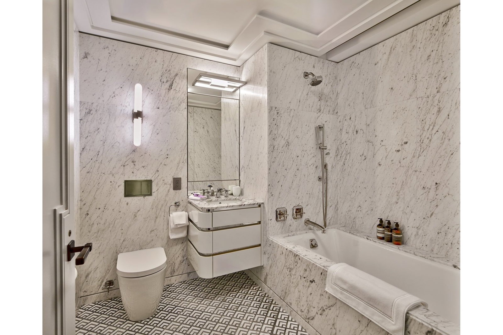 Real estate property located at 303 PARK #2627, New York, Midtown East, New York City, NY, US