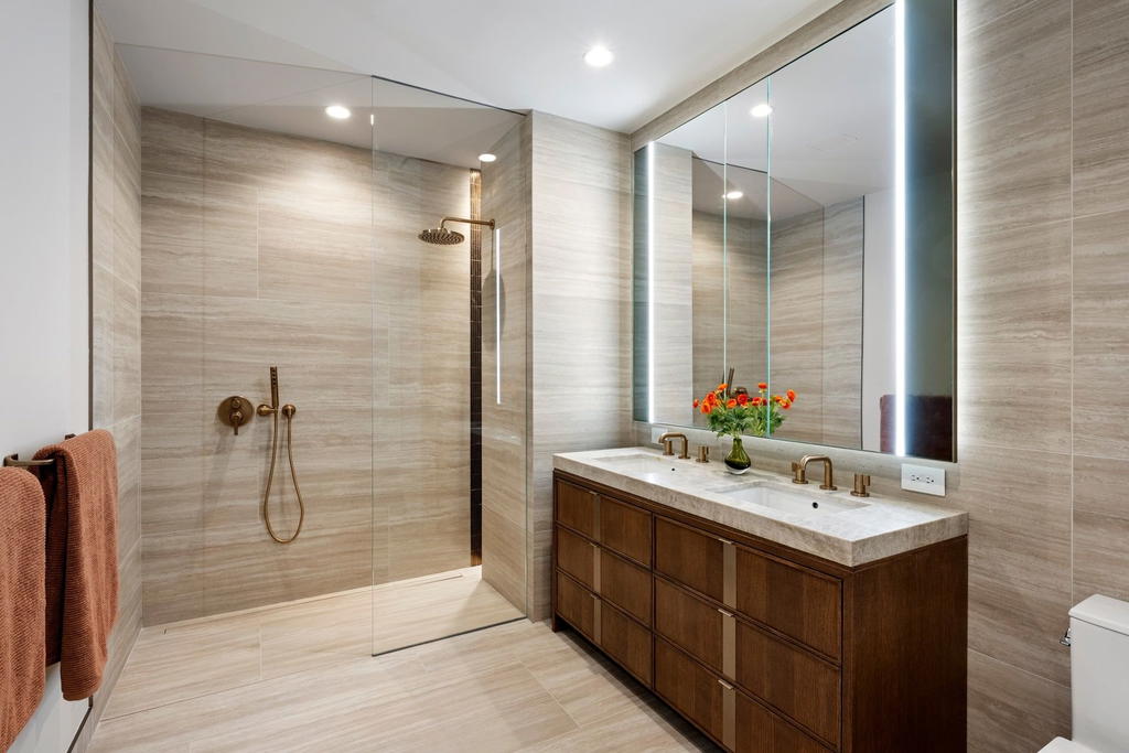 Real estate property located at 126 57th #1007, New York, Midtown East, New York City, NY, US