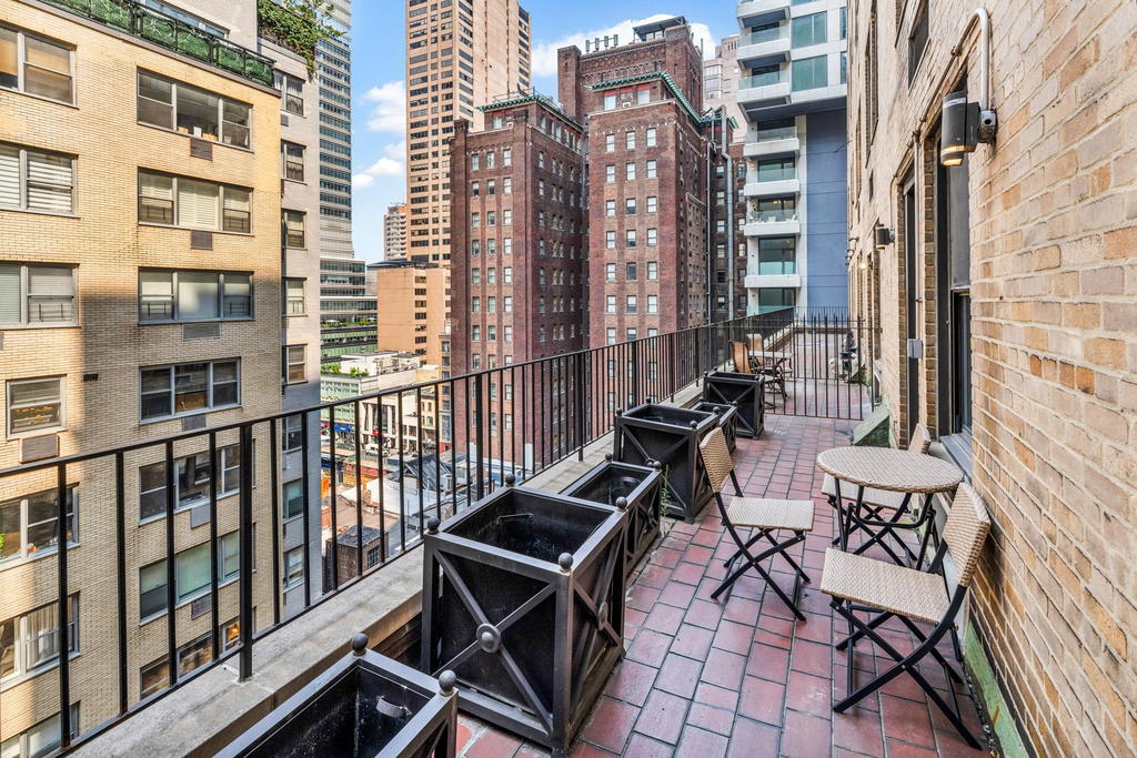 Real estate property located at 111 56TH #1206, New York, Midtown East, New York City, NY, US