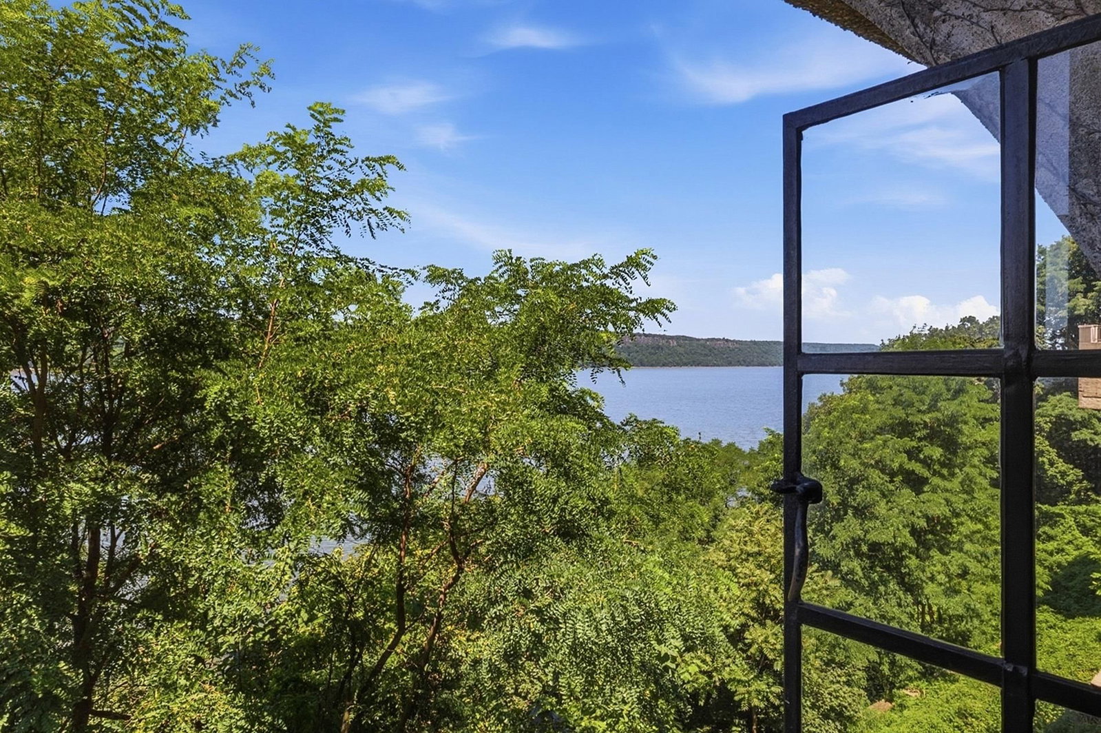 Real estate property located at 2501 Palisade C-1, Bronx, Spuyten Duyvil, New York City, NY, US