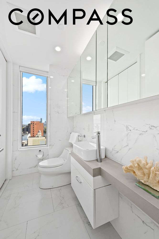 Real estate property located at 301 61st #16A, New York, Lenox Hill, New York City, NY, US