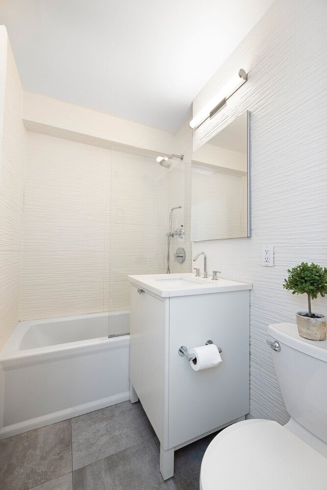 Real estate property located at 77 55TH #2HH, New York, Midtown, New York City, NY, US