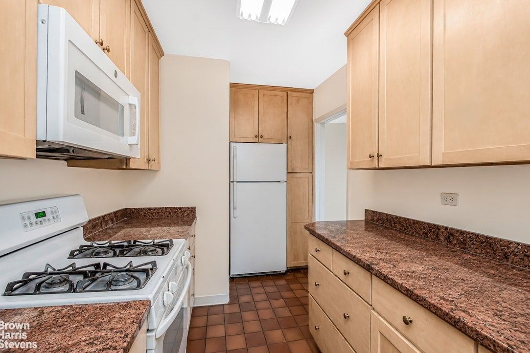 Real estate property located at 5900 ARLINGTON #4G, Bronx, North Riverdale, New York City, NY, US