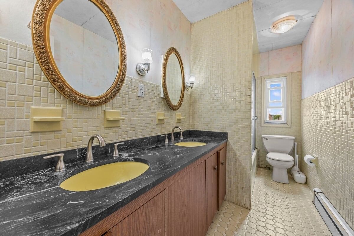 Real estate property located at 190 BEACH 137TH, Queens, Belle Harbor, New York City, NY, US