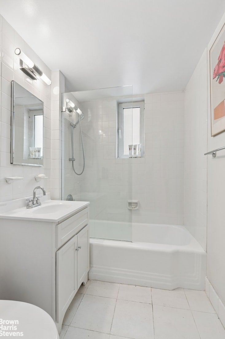 Real estate property located at 60 SUTTON #3DES, New York, Sutton Place, New York City, NY, US