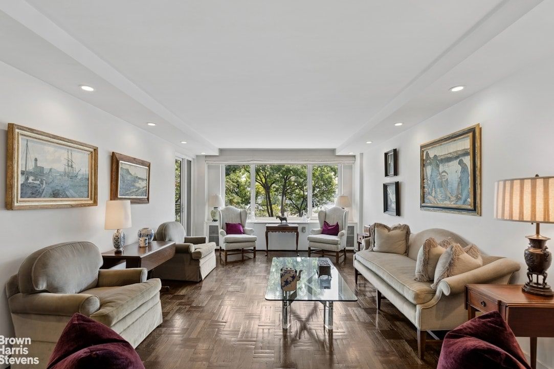 Real estate property located at 60 SUTTON #3DES, New York, Sutton Place, New York City, NY, US