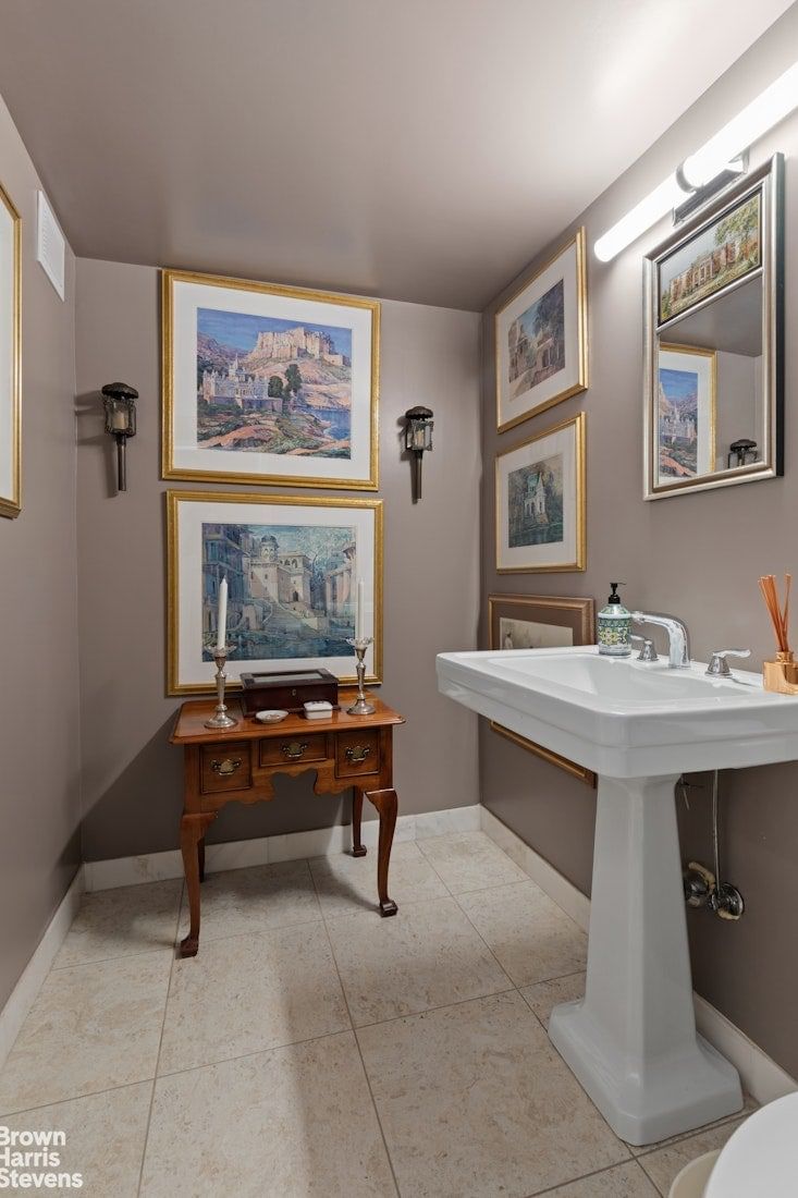 Real estate property located at 60 SUTTON #3DES, New York, Sutton Place, New York City, NY, US