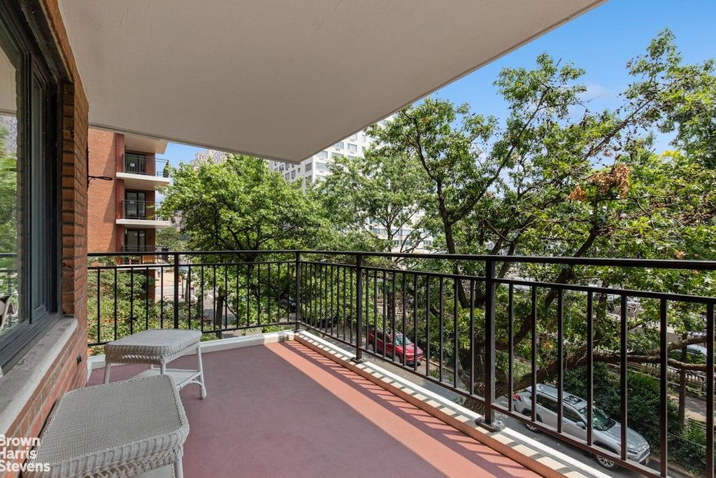 Real estate property located at 60 SUTTON #3DES, New York, Sutton Place, New York City, NY, US