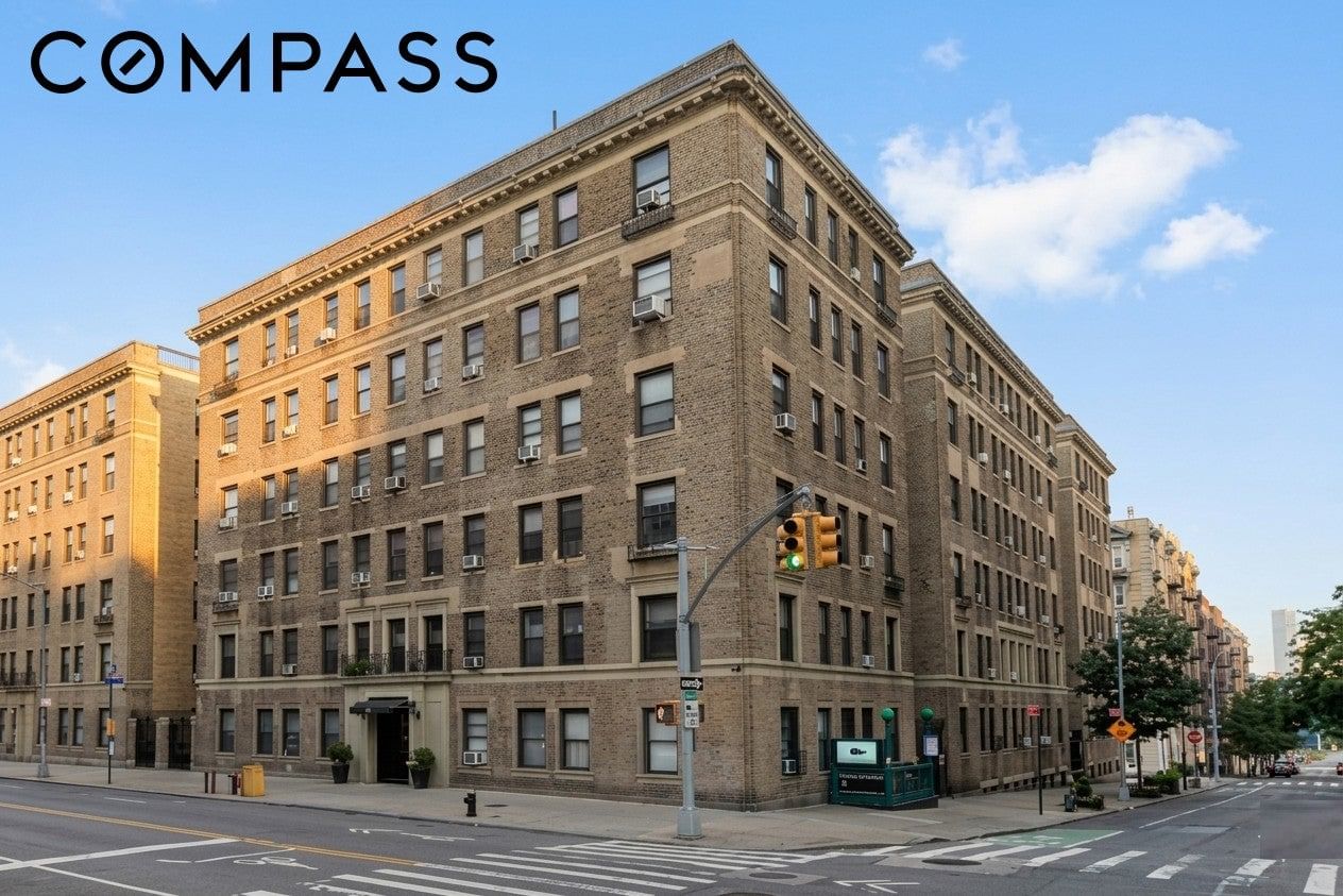 Real estate property located at 371 Fort Washington #4I, New York, Hudson Heights, New York City, NY, US
