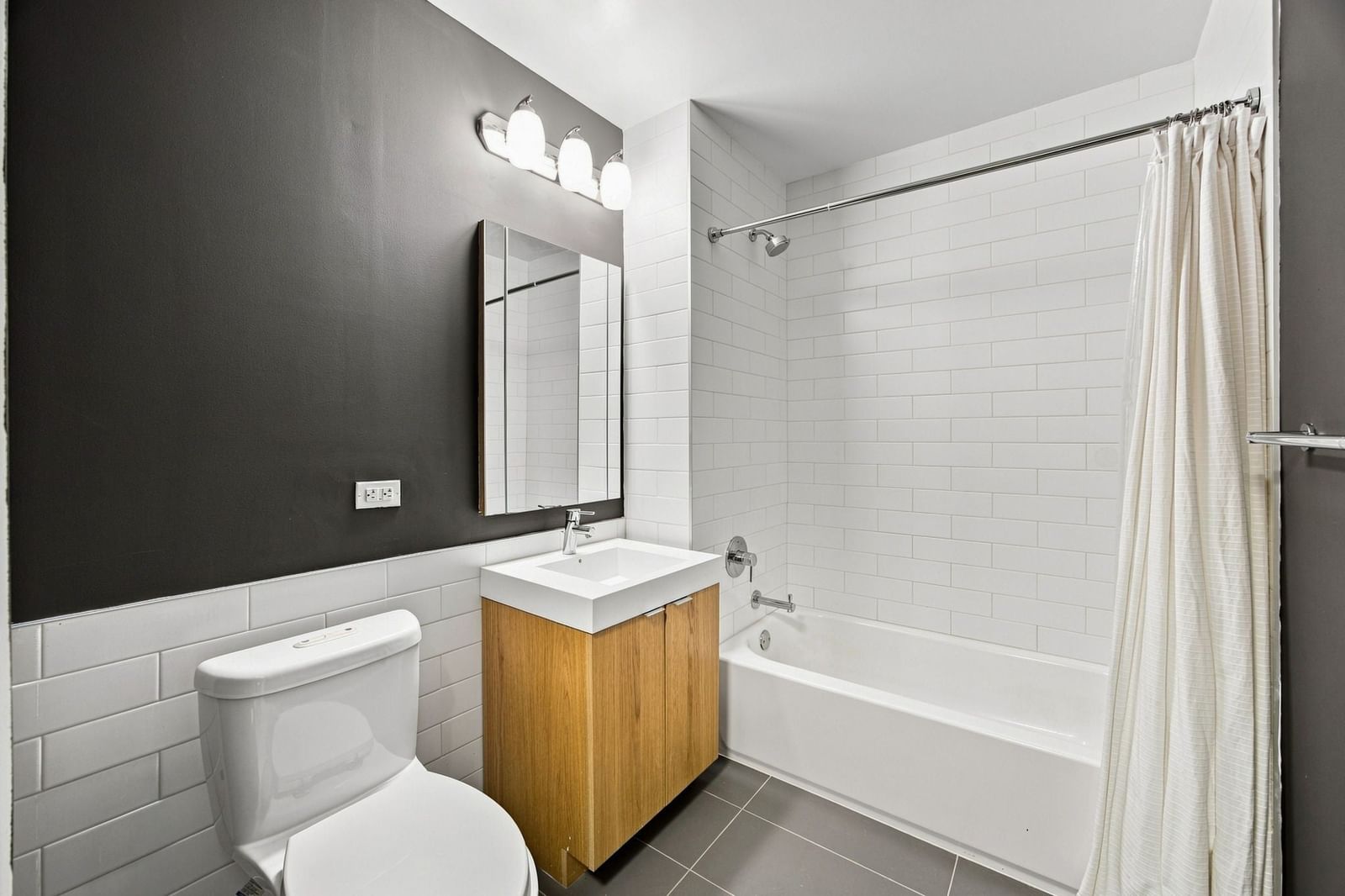 Real estate property located at 8 Vanderbilt #3A, Kings, Fort Greene, New York City, NY, US