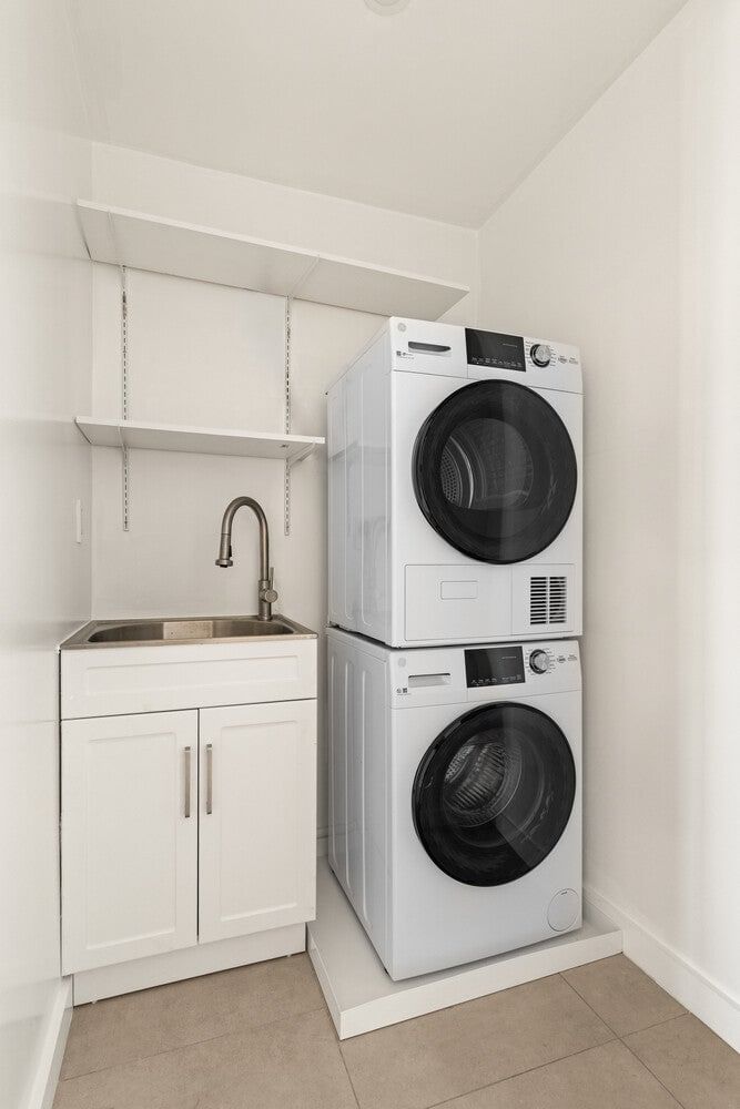 Real estate property located at 146 57TH #40D, New York, Midtown, New York City, NY, US