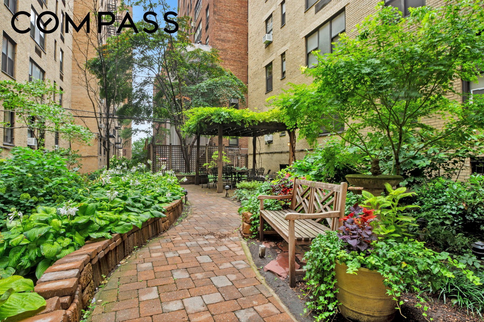 Real estate property located at 424 52nd #4D, New York, Midtown East, New York City, NY, US