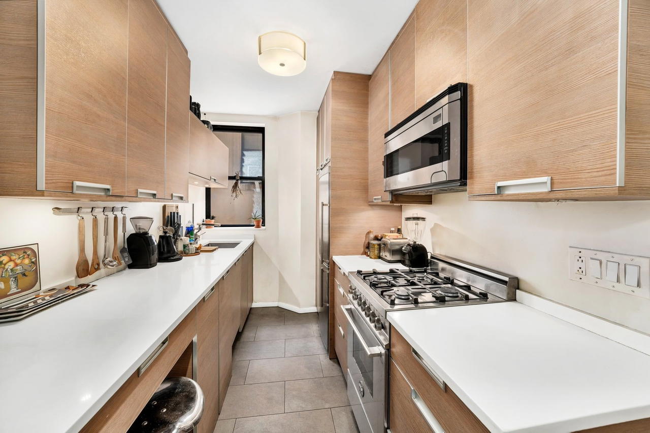 Real estate property located at 246 51ST #17, New York, Turtle Bay, New York City, NY, US