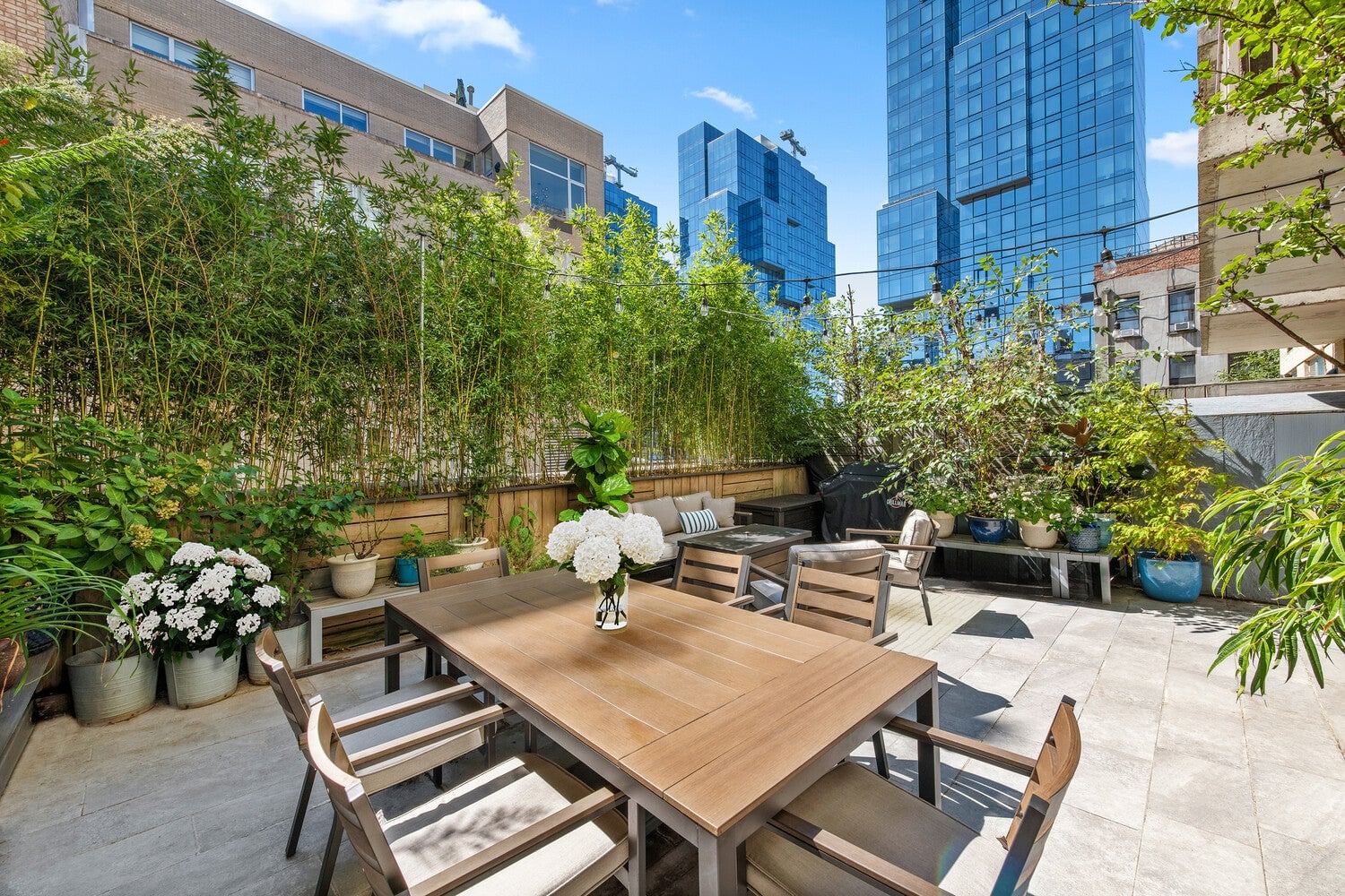 Real estate property located at 26 BROADWAY #204, Kings, Williamsburg, New York City, NY, US