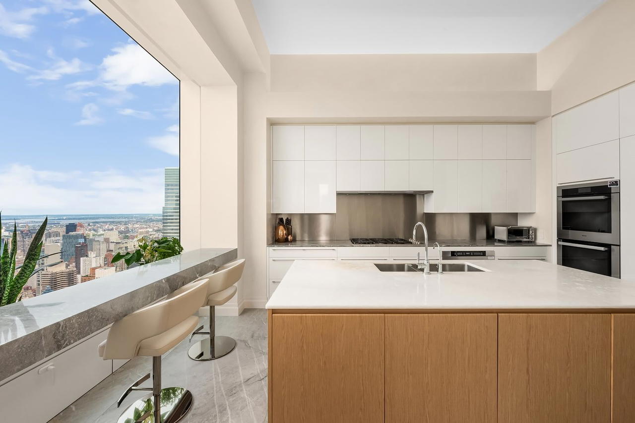 Real estate property located at 432 Park #54C, New York, Midtown, New York City, NY, US