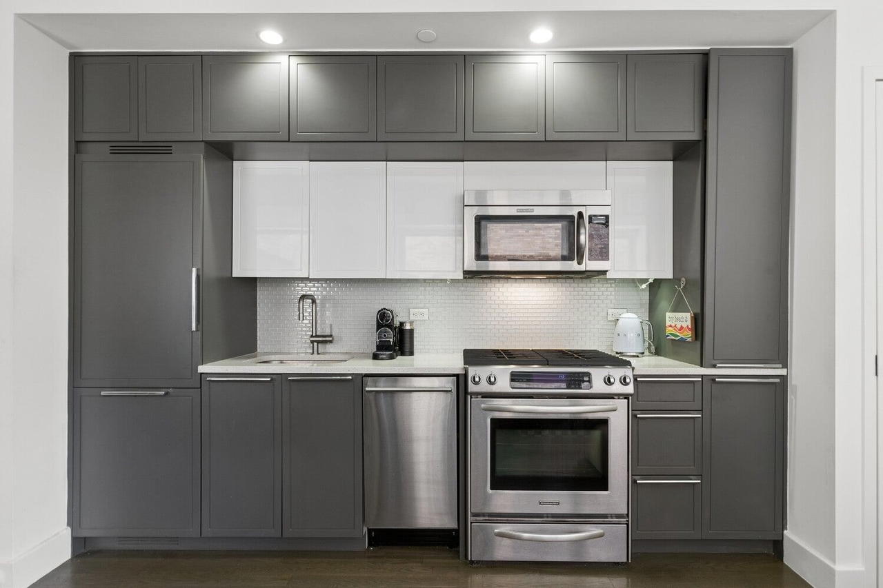 Real estate property located at 432 52ND #4C, New York, Hell's Kitchen, New York City, NY, US