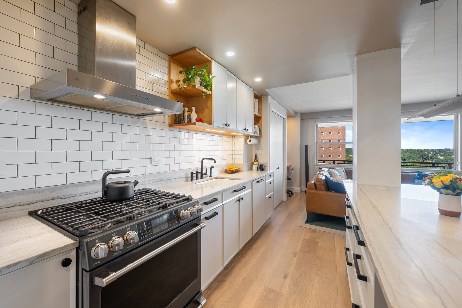 Real estate property located at 5800 ARLINGTON #6W, Bronx, North Riverdale, New York City, NY, US