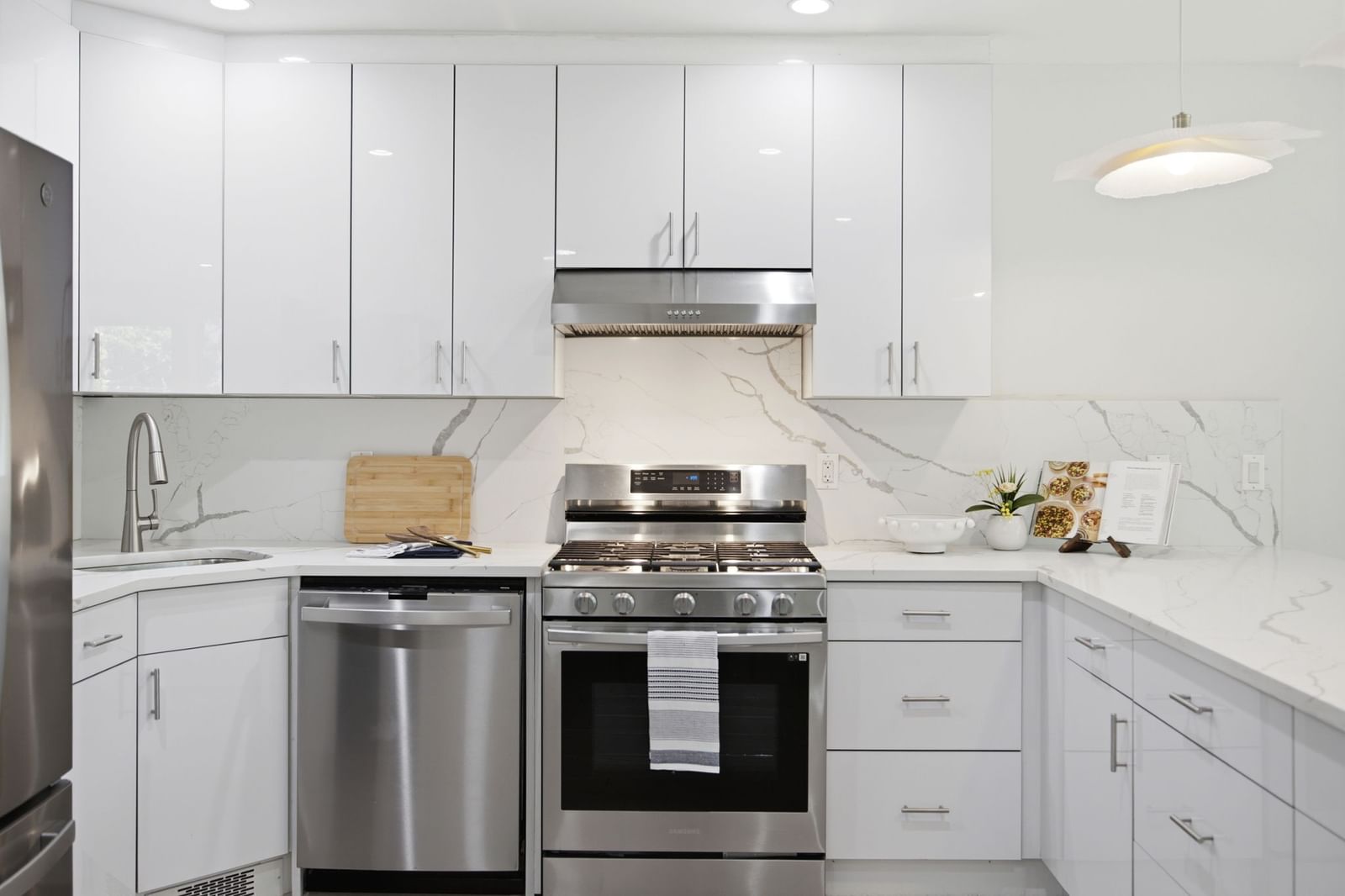 Real estate property located at 19-25 22nd, Queens, Ditmars Steinway, New York City, NY, US