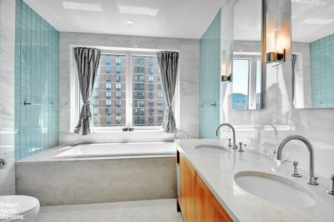 Real estate property located at 300 55TH #21D, New York, Sutton Place, New York City, NY, US