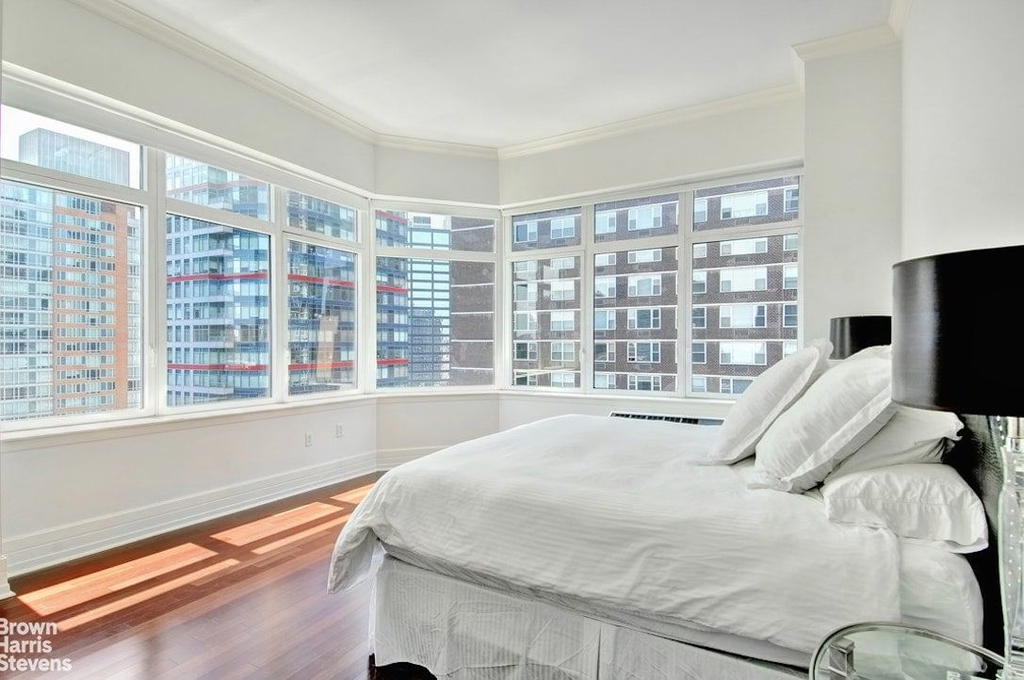 Real estate property located at 300 55TH #21D, New York, Sutton Place, New York City, NY, US