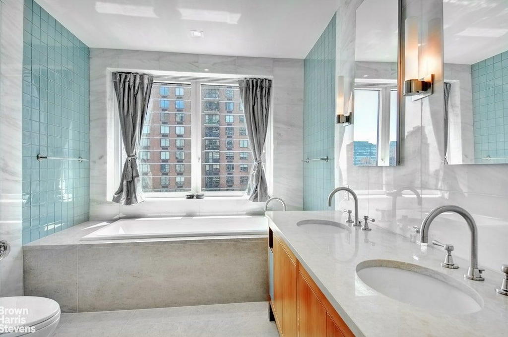Real estate property located at 300 55TH #21D, New York, Sutton Place, New York City, NY, US