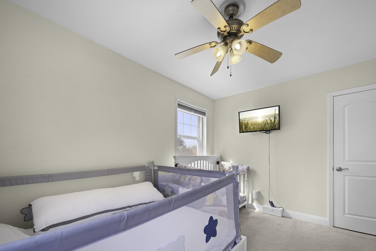 Real estate property located at 249-33 64th #1, Queens, Little Neck, New York City, NY, US