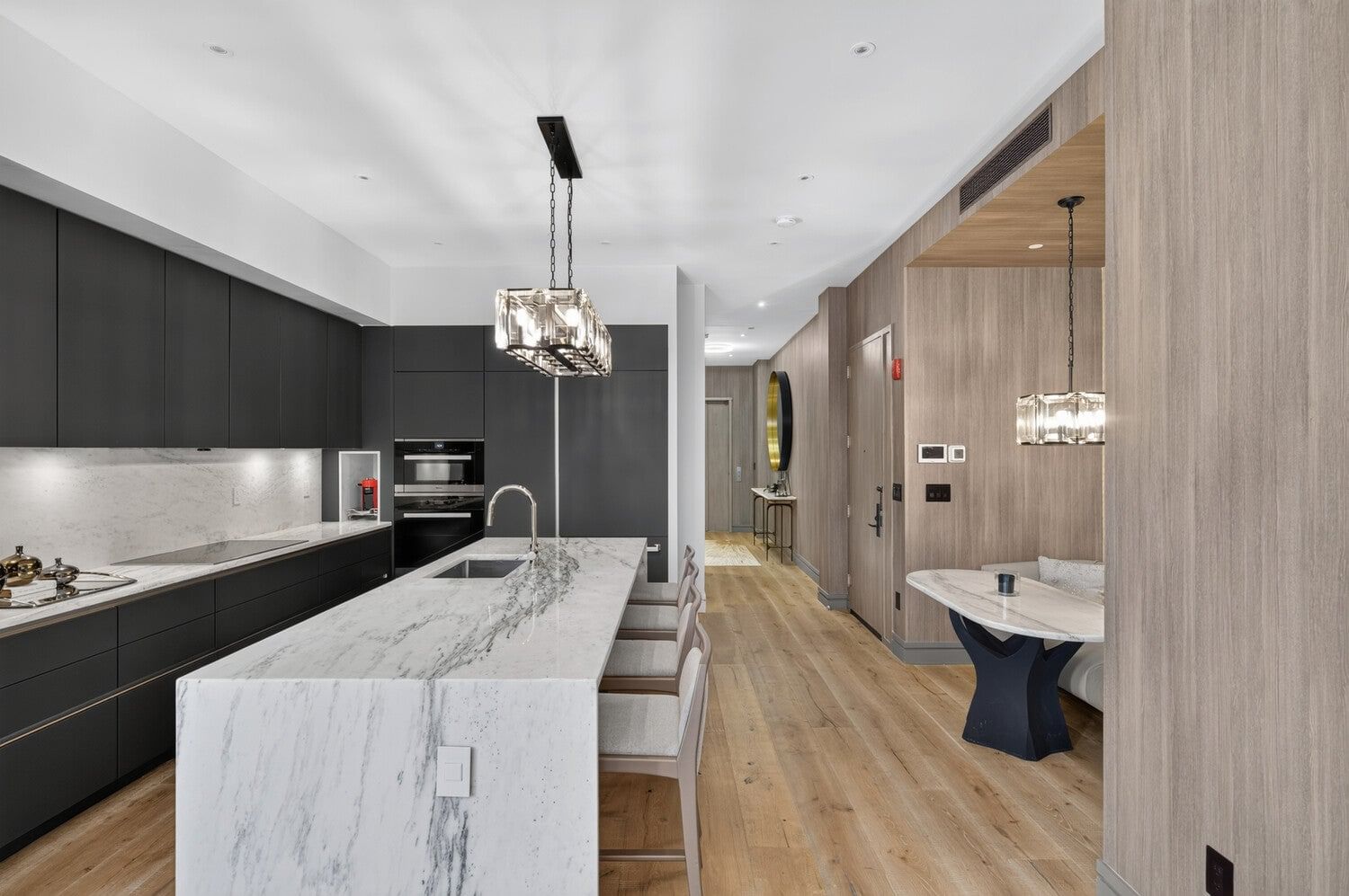 Real estate property located at 305 61ST #702, New York, Lenox Hill, New York City, NY, US