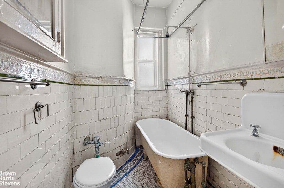 Real estate property located at 129 COLUMBIA #35, Kings, Brooklyn Heights, New York City, NY, US