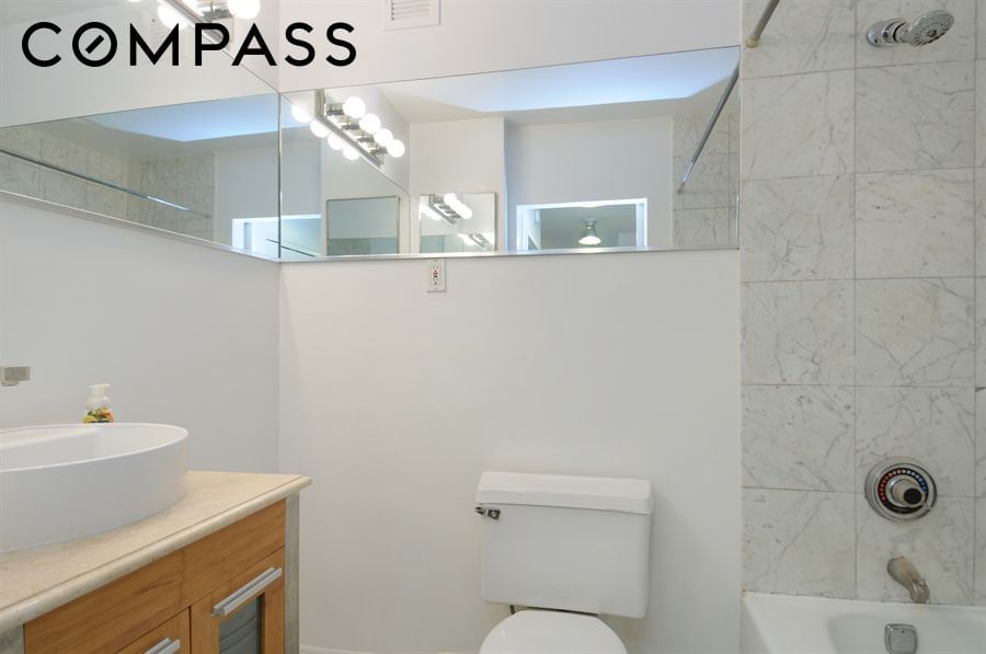 Real estate property located at 300 Rector #4E, New York, Battery Park City, New York City, NY, US