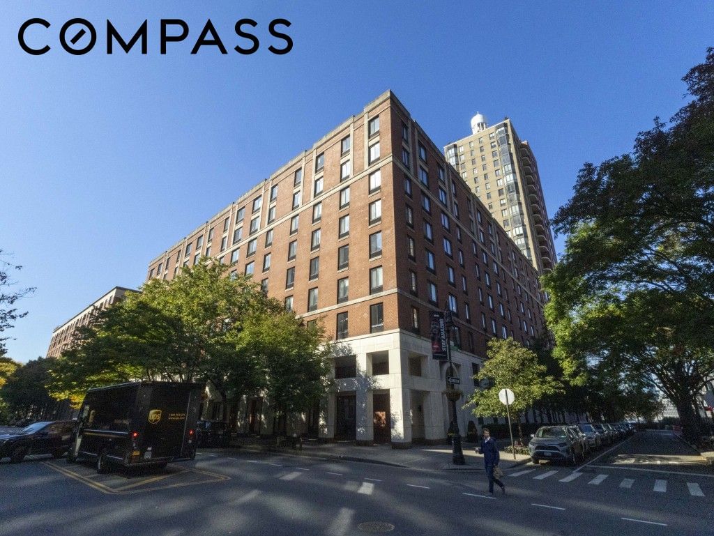 Real estate property located at 300 Rector #4E, New York, Battery Park City, New York City, NY, US