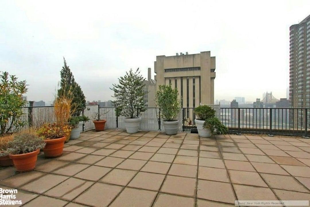 Real estate property located at 1175 YORK #17M, New York, Lenox Hill, New York City, NY, US