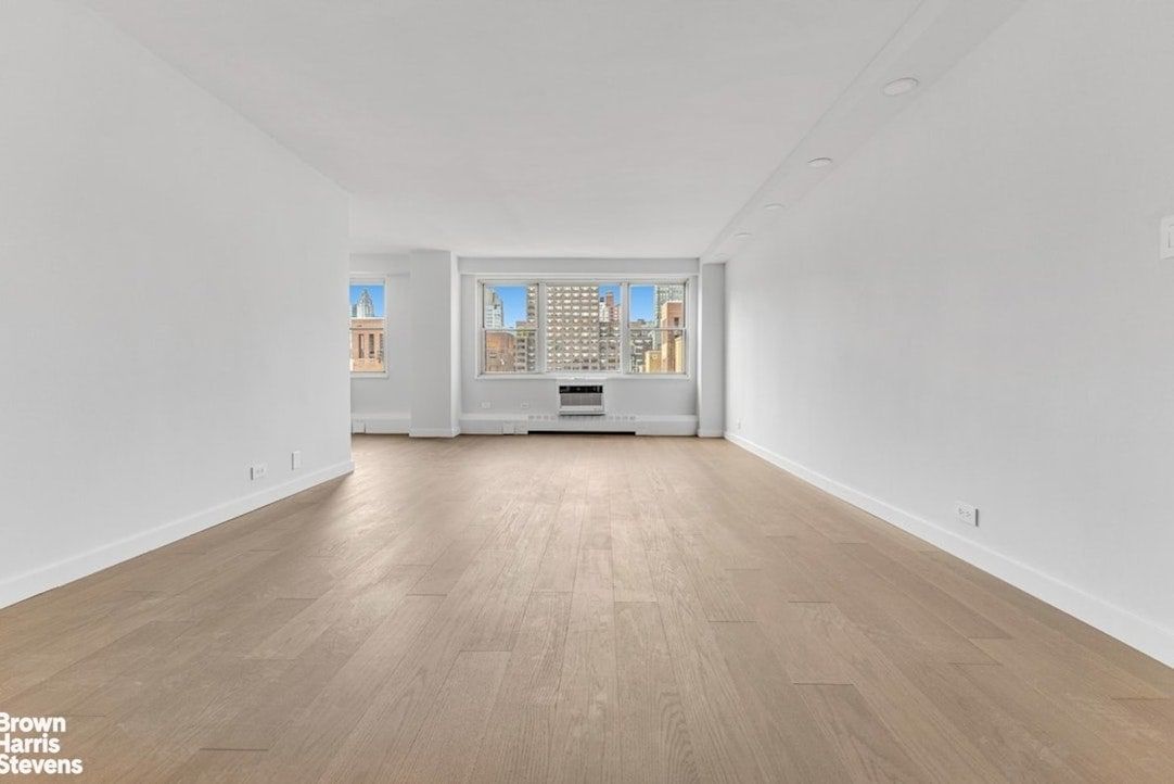 Real estate property located at 1175 YORK #17M, New York, Lenox Hill, New York City, NY, US