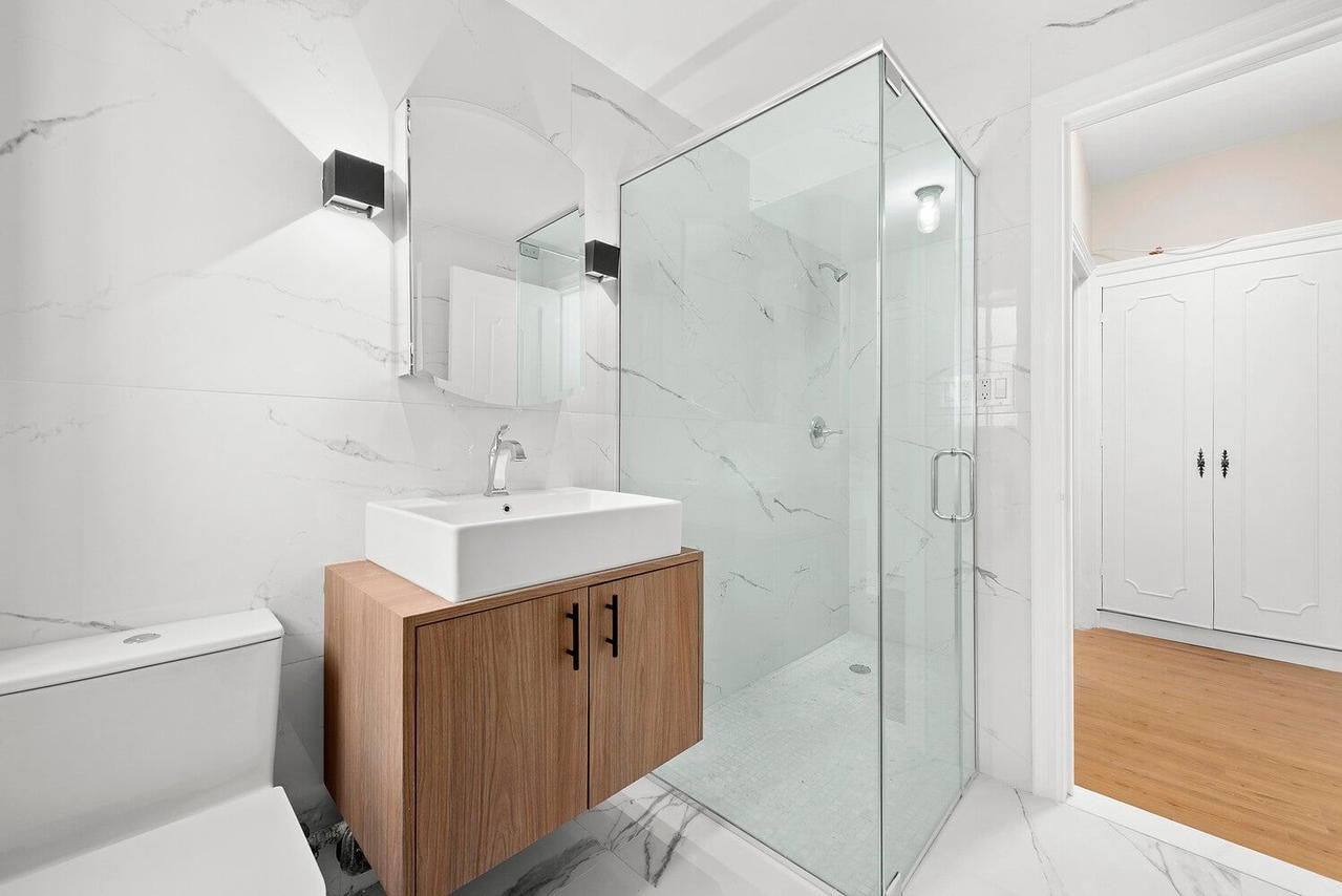 Real estate property located at 340 57TH #18B, New York, Hell's Kitchen, New York City, NY, US