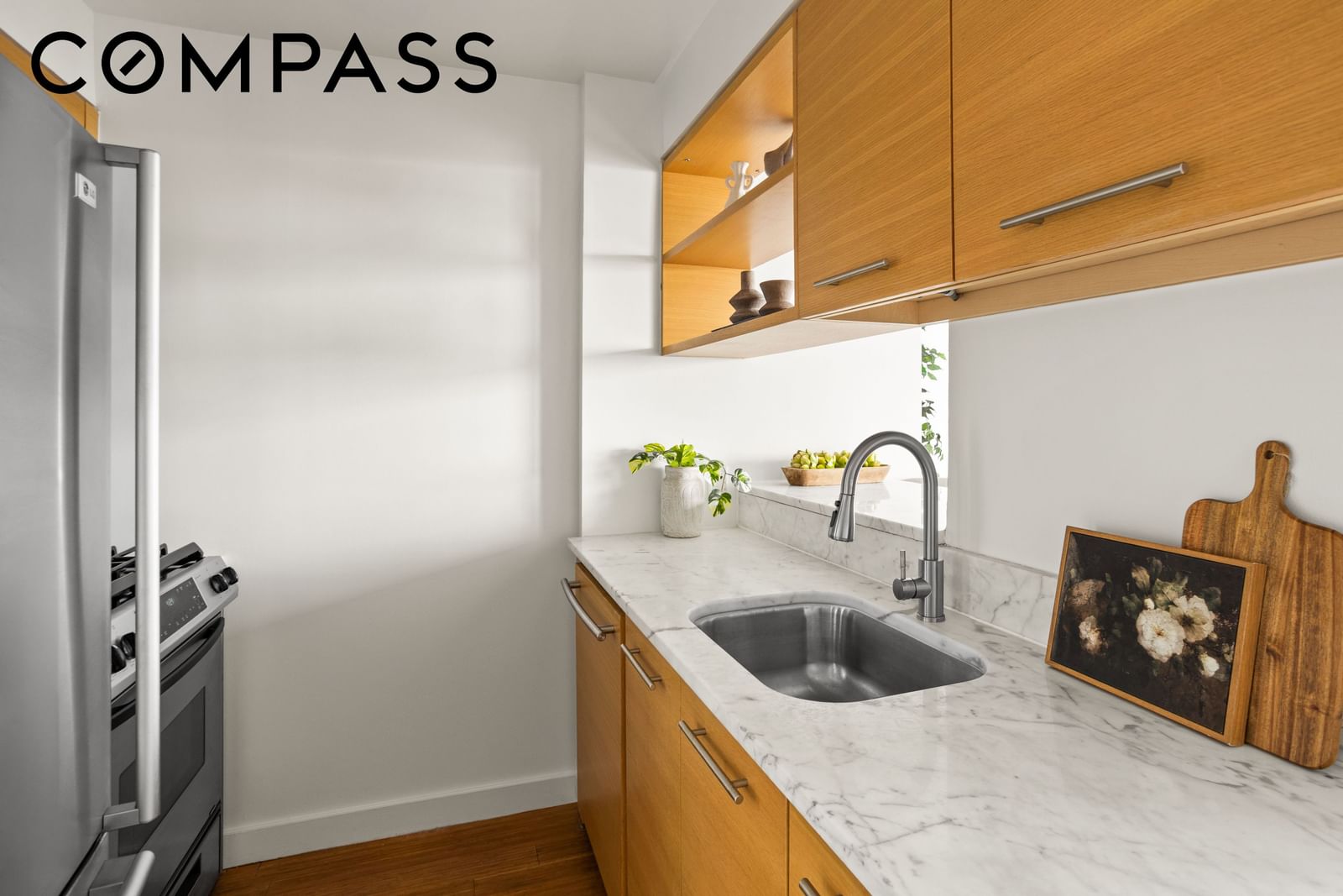 Real estate property located at 100 39th #38I, New York, Midtown, New York City, NY, US