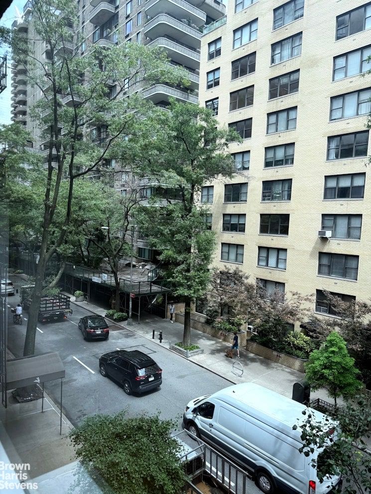 Real estate property located at 330 49TH #4E, New York, Turtle Bay, New York City, NY, US